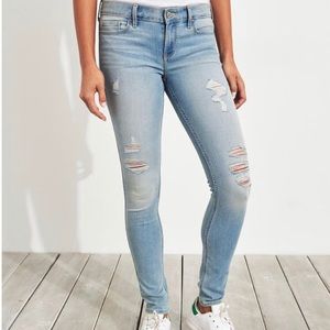 Hollister Light Wash Jeans
